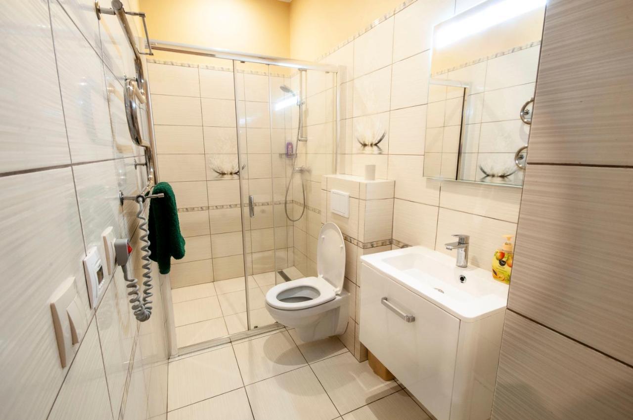 Wonderful Flat On City Center ウージュホロド エクステリア 写真